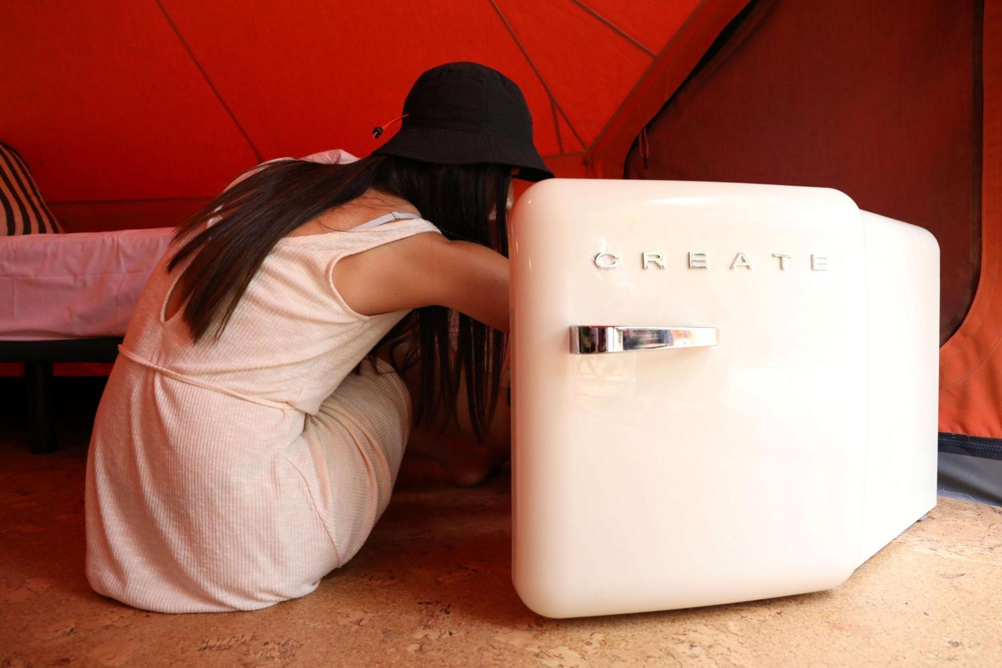 ホテル Holacamp Sitges Fun エクステリア 写真